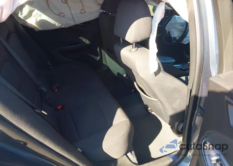 2019 Chevrolet Malibu Lt from USA, damaged, VIN 1G1ZD5ST8KF182099